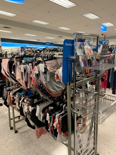 Clothing Store «Ross Dress for Less», reviews and photos, 2201 Preston Rd, Plano, TX 75093, USA