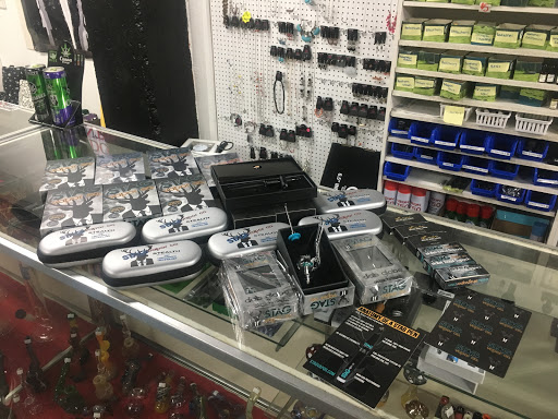 Vaporizer Store «Burn Smoke Shop», reviews and photos, 1025 Pacific Blvd SE, Albany, OR 97321, USA