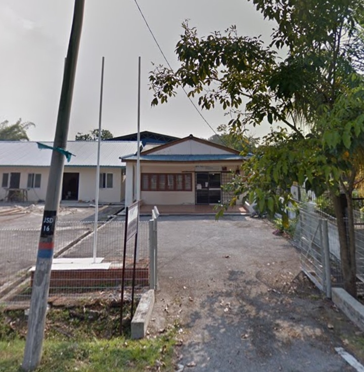 Kuala langat kompleks sukan perbadanan majlis Vaccinarea COVID