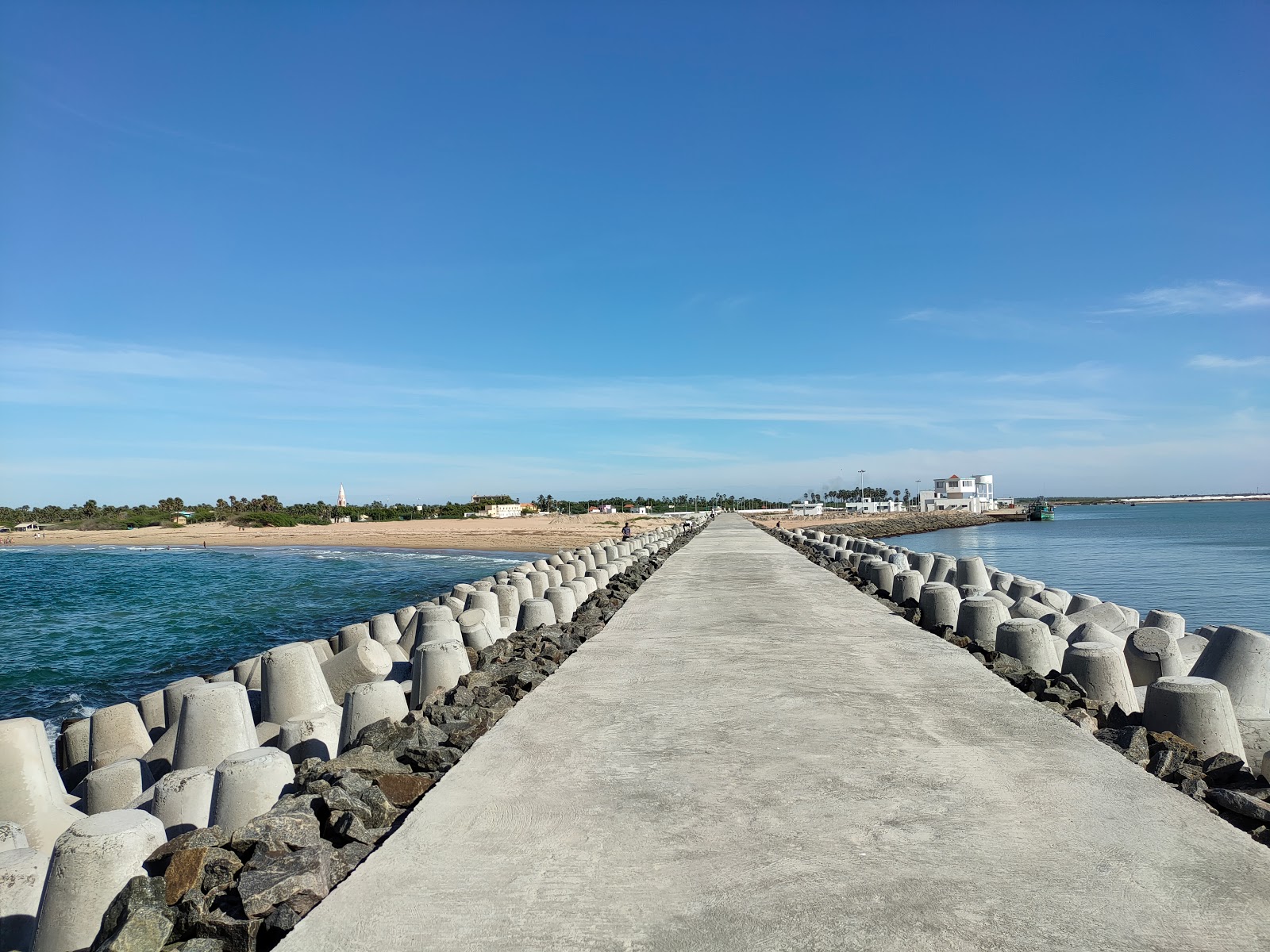 Sayalkudi Beach photo #8