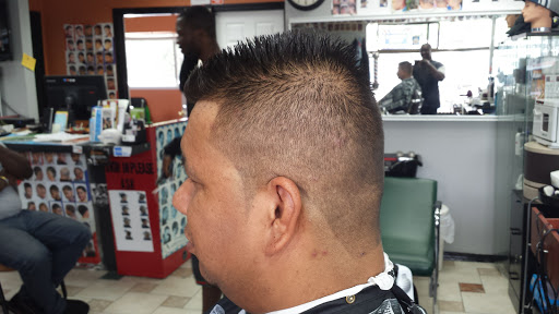 Barber Shop «St. Johns Barber Shop», reviews and photos, 22815 Pacific Hwy S, Des Moines, WA 98198, USA