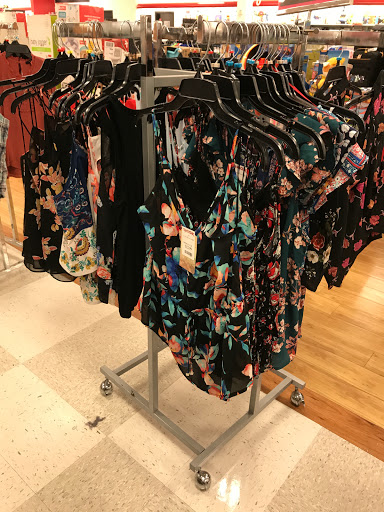 Furniture Store «HomeGoods», reviews and photos, 13580 SW 120th St, Miami, FL 33186, USA