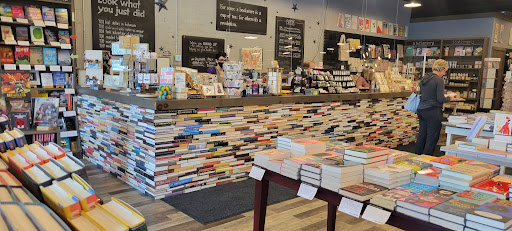 Book Store «Bookbug - An Independent Bookstore for All Ages», reviews and photos, 3019 Oakland Dr, Kalamazoo, MI 49008, USA