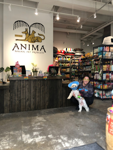 Pet Supply Store «BONeJOUR Pet Supply and Dog Wash», reviews and photos, 53 N 3rd St, Philadelphia, PA 19106, USA