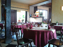 Atmosphère du Restaurant français La Résidence, Restaurant Traditionnel à Monts - n°6