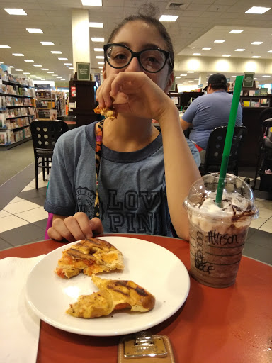 Book Store «Barnes & Noble», reviews and photos, 300 Indian Lake Blvd, Hendersonville, TN 37075, USA