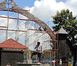 Taman Justicia Fakultas Hukum (FH) UNS photo