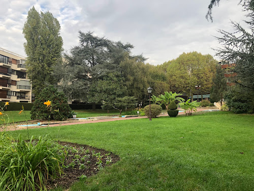 Jardin de la mairie à Le Chesnay-Rocquencourt