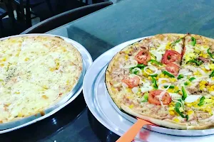 Pizzaria e Lanchonete Forno De Ouro image