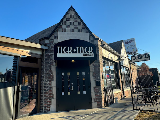 Tick Tock Lounge