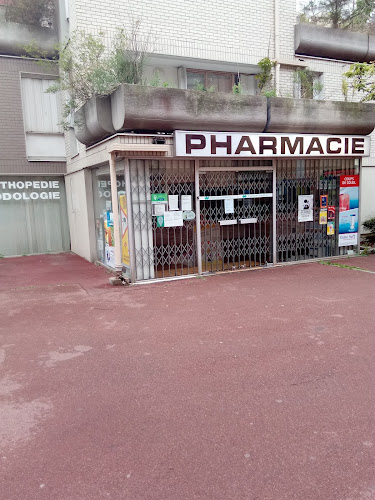 Pharmacie des Miroirs à Evry Courcouronnes à Évry-Courcouronnes