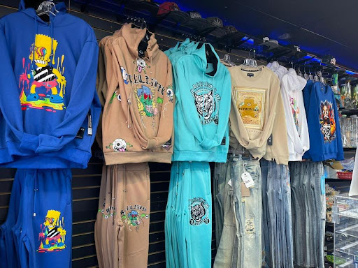 Clothing Store «Norcal Clothing and Smoke Shop», reviews and photos, 5802 Lindhurst Ave, Marysville, CA 95901, USA