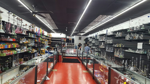 Tobacco Shop «Mr. SMOKE (smoke shop)», reviews and photos, 4347 Gunn Hwy, Tampa, FL 33618, USA