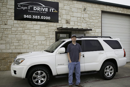 Used Car Dealer «Sign It Drive It», reviews and photos, 809 S Woodrow Ln, Denton, TX 76205, USA
