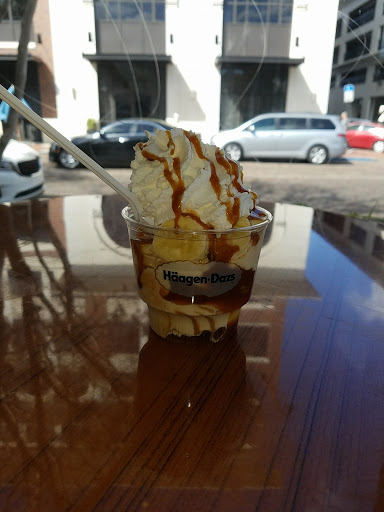 Ice Cream Shop «Häagen-Dazs® Ice Cream Shop», reviews and photos, 116 E New England Ave, Winter Park, FL 32789, USA