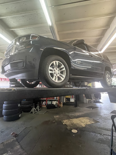 Auto Repair Shop «Meineke Car Care Center», reviews and photos, 121 Whittier Blvd, Montebello, CA 90640, USA