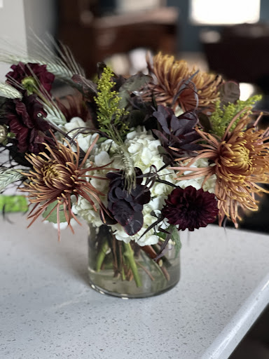 Florist «Bloomtastic Florist», reviews and photos, 2136 Arlington Ave, Columbus, OH 43221, USA