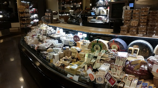 Grocery Store «Lunds & Byerlys Downtown Minneapolis», reviews and photos, 1201 Hennepin Ave, Minneapolis, MN 55403, USA