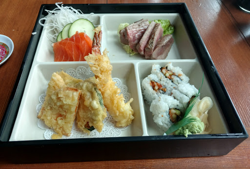 Mirakutei Sushi & Ramen
