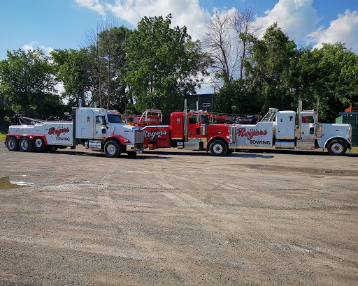 Towing Service Pat Rogers Towing & Crane Service in Kingston (ON) | AutoDir