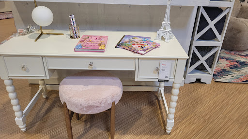 Furniture Store «Living Spaces - Huntington Beach», reviews and photos, 6912 Edinger Ave, Huntington Beach, CA 92647, USA