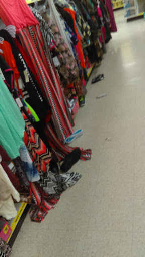 Discount Store «Dollar General», reviews and photos, 449 Lakeview Ave, Clifton, NJ 07011, USA