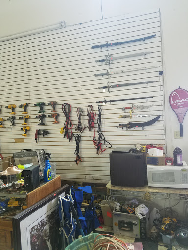 Thrift Store «Sun Rise Thrift Store», reviews and photos, 1880 S Havana St, Aurora, CO 80012, USA