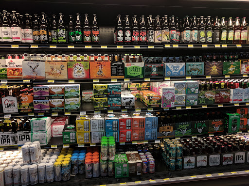 Gourmet Grocery Store «Fresco Community Market», reviews and photos, 5914 Monterey Rd, Los Angeles, CA 90042, USA