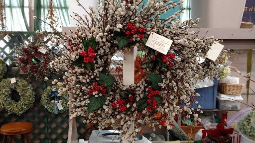 Grocery Store «Curb Market», reviews and photos, 221 N Church St, Hendersonville, NC 28792, USA