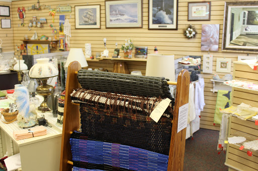 Thrift Store «Mount Joy Gift & Thrift», reviews and photos, 413 W Main St, Mount Joy, PA 17552, USA