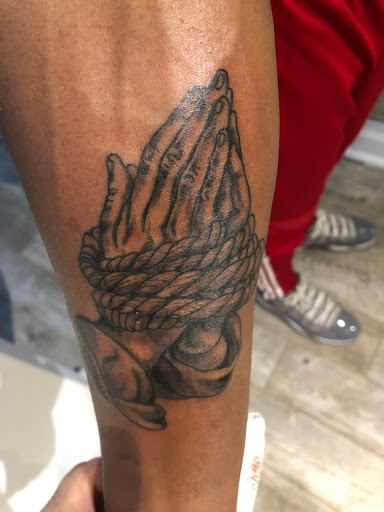 Tattoo Shop «Daylight Moon Tattoo», reviews and photos, 15215 Northrup Cuevas Rd, Gulfport, MS 39503, USA