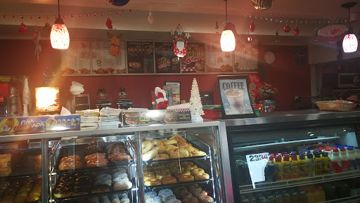 Coffee Shop «Yum Yum Donuts», reviews and photos, 23342 Lyons Ave, Newhall, CA 91321, USA