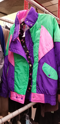 Thrift Store «Community Thrift Store», reviews and photos, 3440 Grand Ave, Gurnee, IL 60031, USA