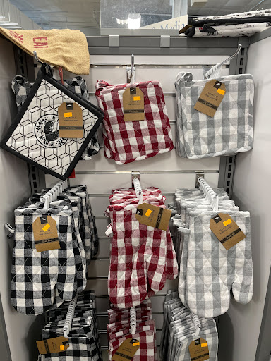 Home Goods Store «Salvation Army Family Store», reviews and photos