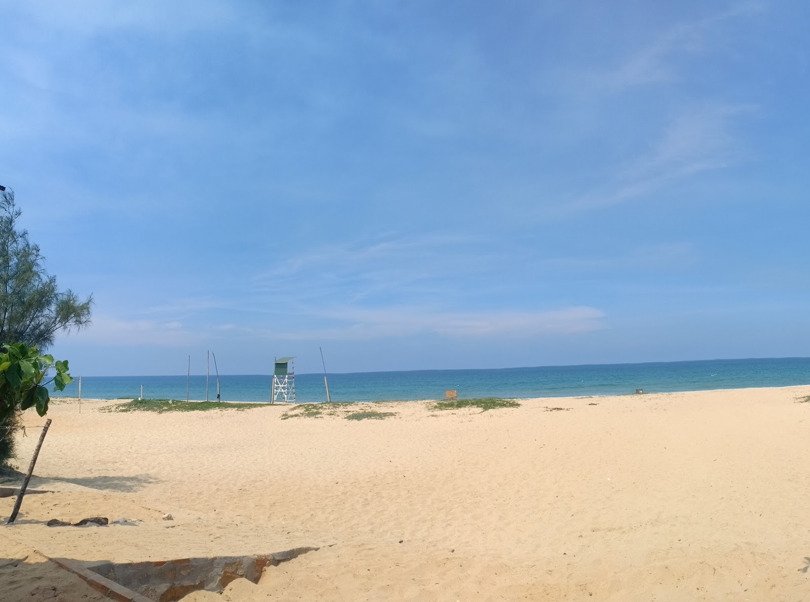 Bai Ngang Beach的照片 带有碧绿色水表面