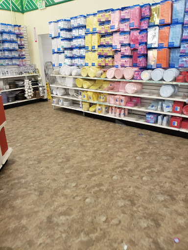 Dollar Store «Dollar Tree», reviews and photos, 10565 W Colfax Ave, Lakewood, CO 80215, USA