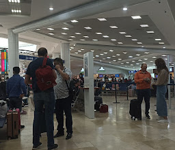 Aeropuerto de Cancún Quintana Roo Terminal 2 photo