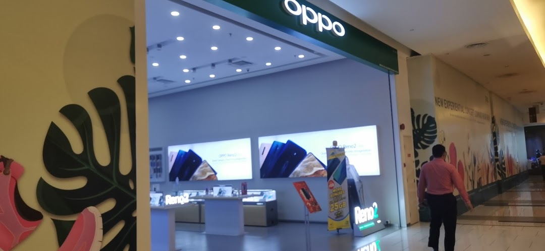 OPPO JAYA Shopping Experience Store