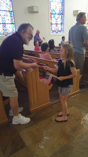 Thrift Store «Beymer Memorial United Methodist», reviews and photos, 700 N Lake Howard Dr, Winter Haven, FL 33881, USA