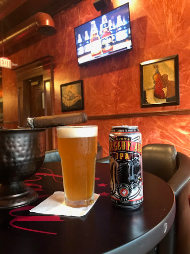 Tobacco Shop «La Casa Cigars and Lounge - Retail», reviews and photos, 1502 Randolph Street #100, Detroit, MI 48226, USA