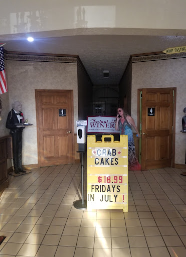 American Restaurant «The Brass Lantern Restaurant and Lounge», reviews and photos, 79 Chestnut Hill Rd, Crossville, TN 38555, USA