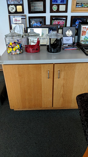 Auto Body Shop «Myrtletown Body Shop», reviews and photos, 2706 Myrtle Avenue, Eureka, CA 95501, USA