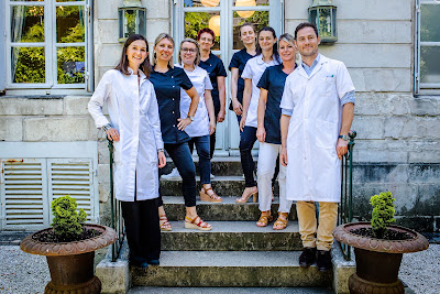 Dr Hannah Chasseuil | Dr Edouard Chasseuil - Dermatologie Medicale, Chirurgicale, Esthétique à La Rochelle