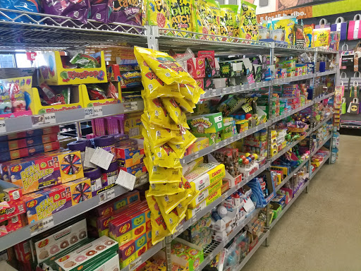 Variety Store «Five Below», reviews and photos, 2897 S Rochester Rd, Rochester Hills, MI 48307, USA