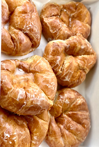 Donut Shop «Clifton Donut Shop», reviews and photos, 2317 Brownsboro Rd, Louisville, KY 40206, USA