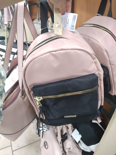 Shopping Mall «Townline Square Shopping Center», reviews and photos, 533 S Broad St, Meriden, CT 06450, USA