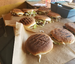 Hamburguesas al Carbón \