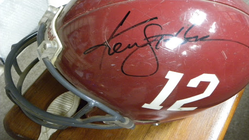 Sports Memorabilia Store «Hall of Fame Collectables», reviews and photos, 2665 E Broadway Rd #101B, Mesa, AZ 85204, USA