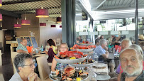 Atmosphère du Restaurant de fruits de mer Le Fanal à Castelnau-d'Estrétefonds - n°1