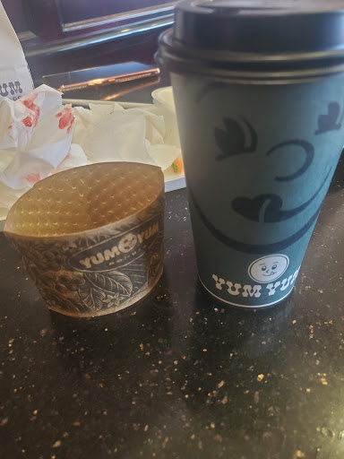 Bagel Shop «Yum Yum Donuts», reviews and photos, 8704 Foothill Blvd, Sunland-Tujunga, CA 91040, USA